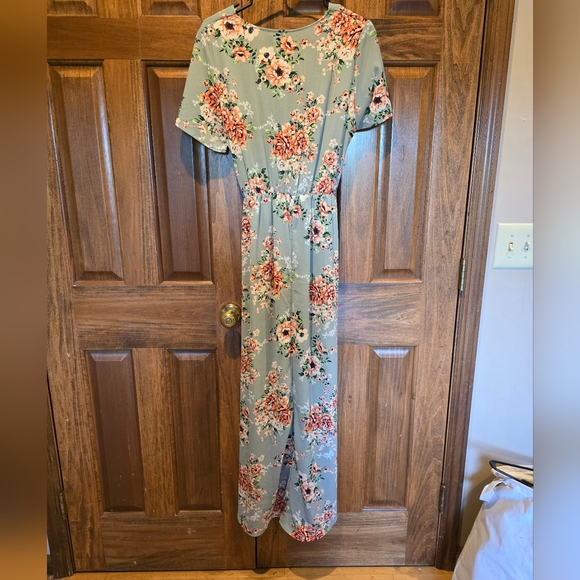 STUNNING Boho Wrap Dress 🦋sleeves HiLo hem Surplice Neckline Belt,Sage w/🌸 - Picture 5 of 16